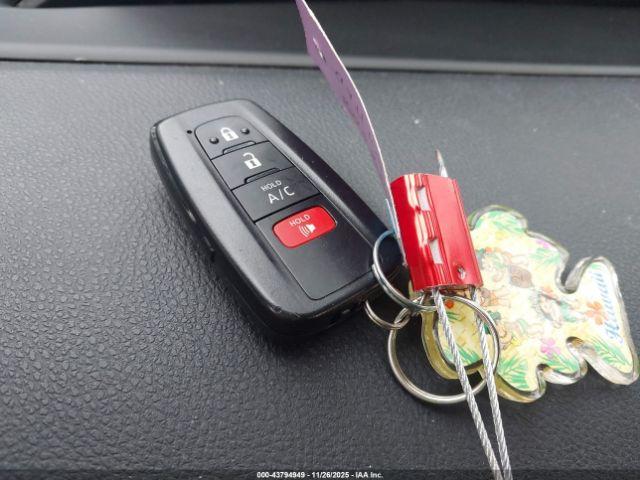 Toyota Prius Prime Limited Image 11