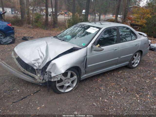 Nissan Sentra Se-r Spec V Image 9