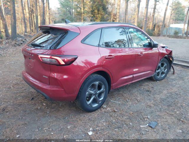 Ford Escape St-line Image 8