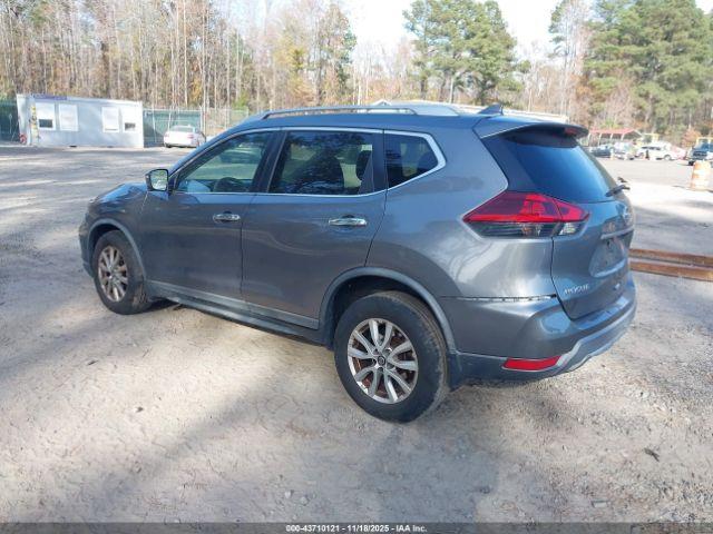 Nissan Rogue Sv Image 13