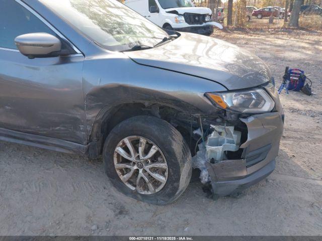 Nissan Rogue Sv Image 15