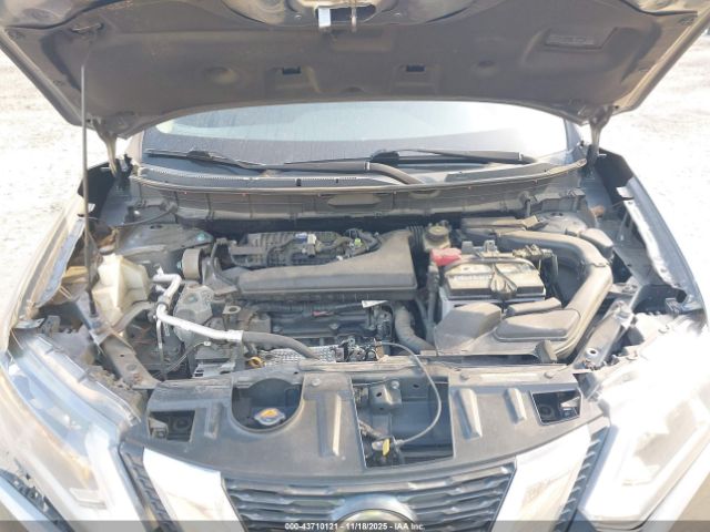 Nissan Rogue Sv Image 2