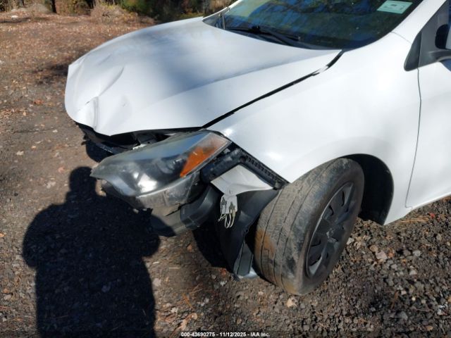 Toyota Corolla Le Image 3