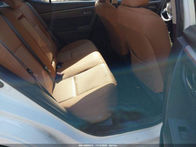 Toyota Corolla Le Image 5