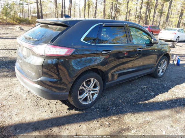 Ford Edge Titanium Image 3