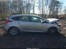 Ford Focus Se Image 12