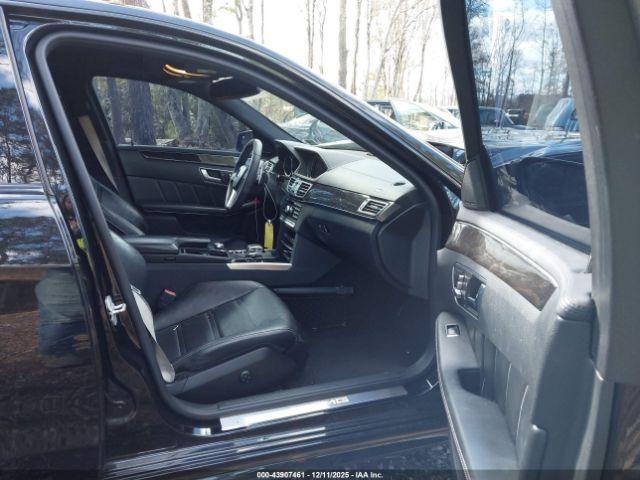 Mercedes-Benz E-Class S 4matic Image 16