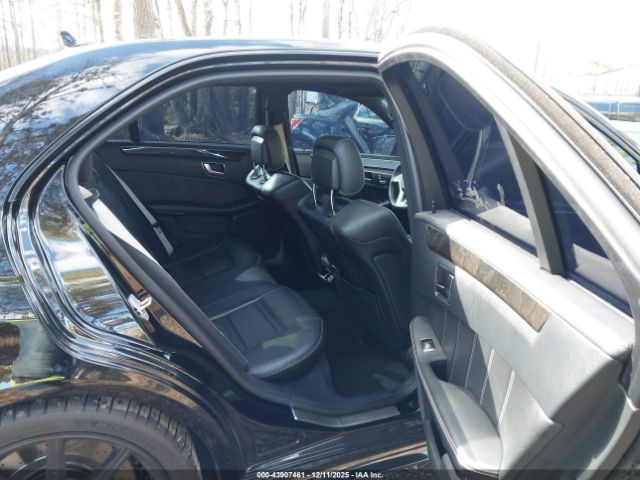 Mercedes-Benz E-Class S 4matic Image 15