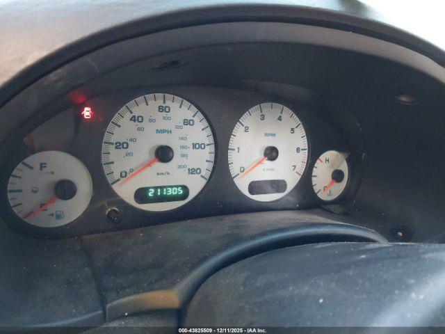 Chrysler Town & Country Lx Image 5