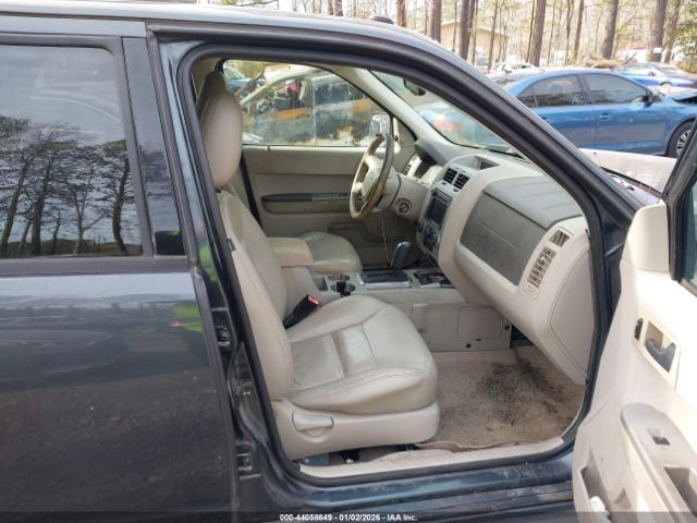 Ford Escape Image 11