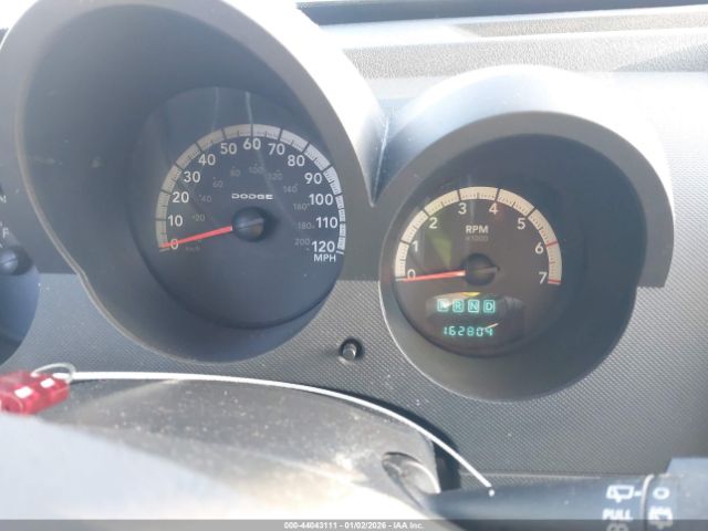 Dodge Nitro Sxt Image 6