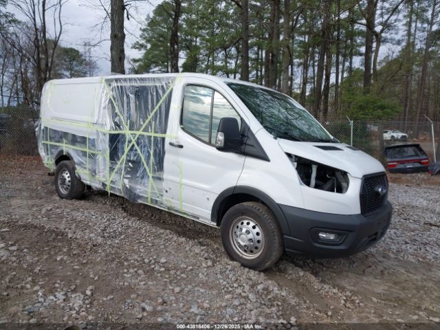 Ford Transit Image 1