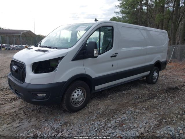 Ford Transit Image 2