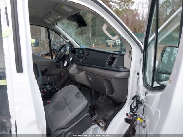 Ford Transit Image 5