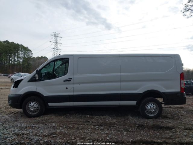 Ford Transit Image 12