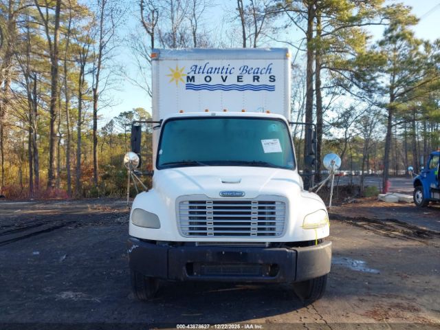 Freightliner M2 106 Medium Duty Image 12