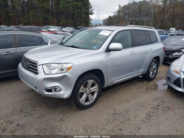 Toyota Highlander Sport Image 3