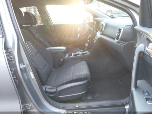 Kia Sportage Lx Image 5