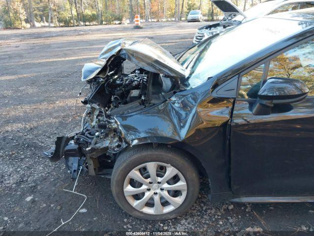 Toyota Corolla Le Image 15