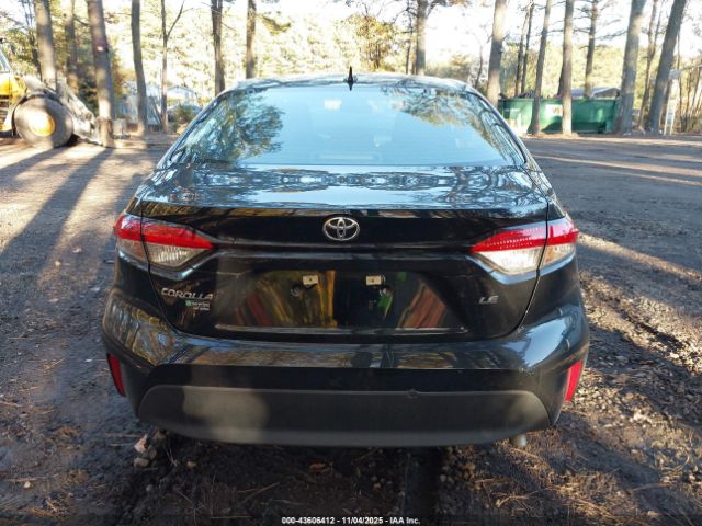 Toyota Corolla Le Image 11