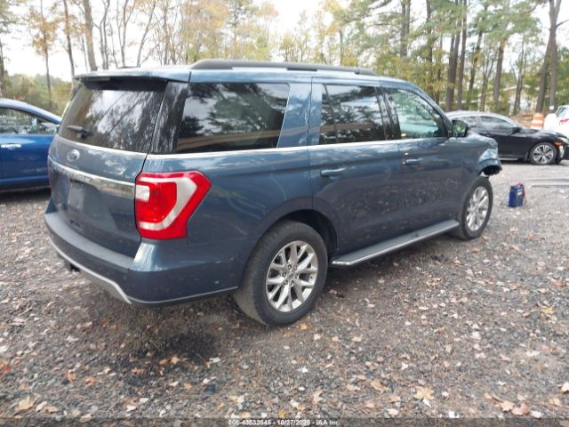 Ford Expedition Xlt Image 2