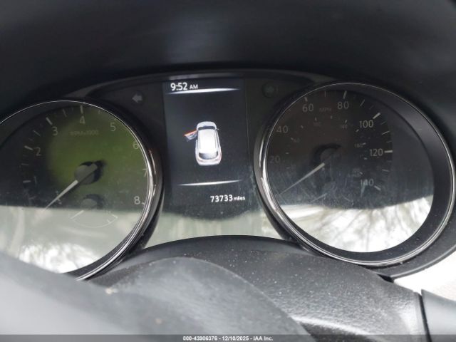 Nissan Rogue S Image 7