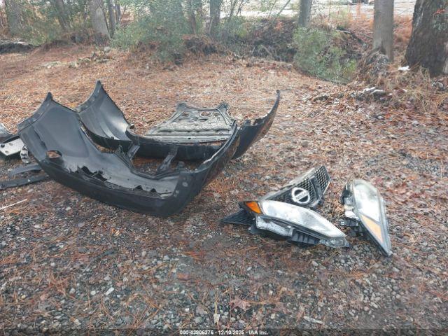 Nissan Rogue S Image 10