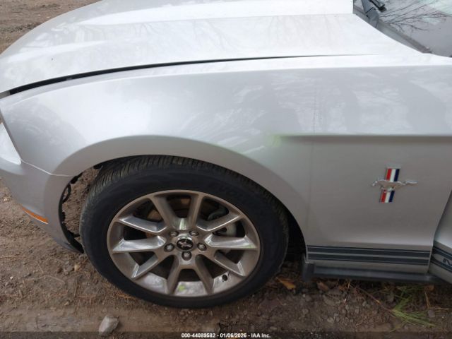 Ford Mustang Image 5