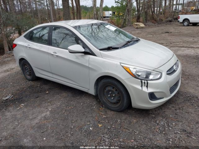 Hyundai ACCENT Se Image 1