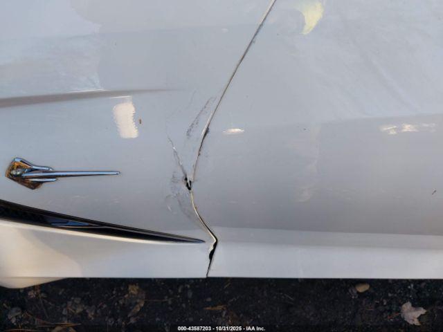 Chevrolet Corvette Stingray Z51 Image 2