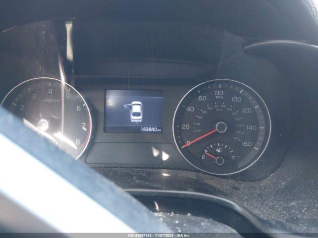 Kia Forte Lxs Image 5