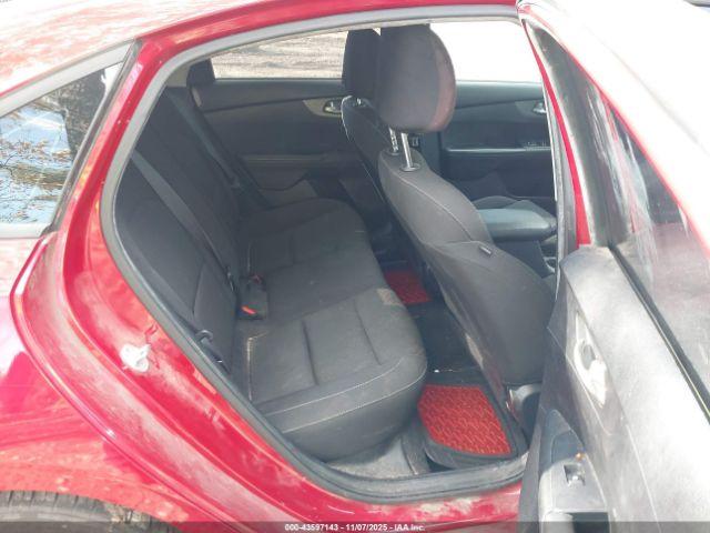 Kia Forte Lxs Image 9