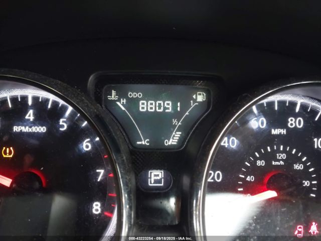 Nissan Versa 1.6 Sv Image 7