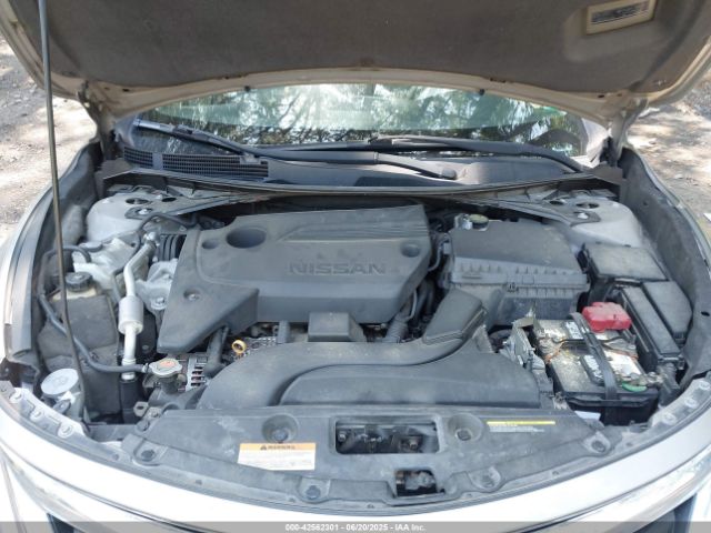 Nissan Altima 2.5 Sv Image 13
