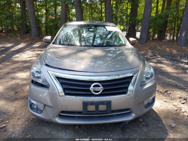 Nissan Altima 2.5 Sv Image 9
