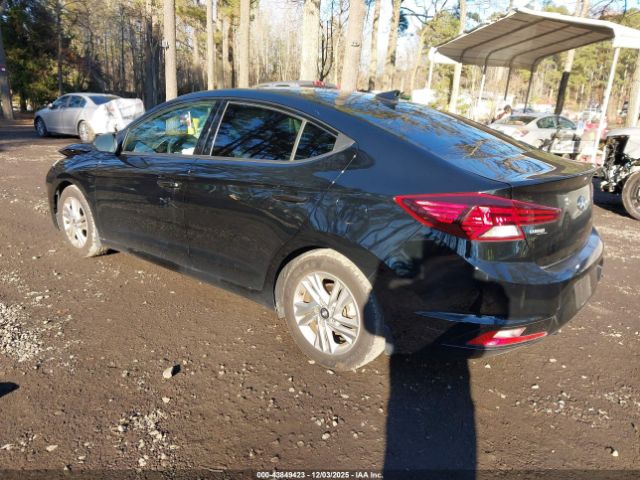 Hyundai ELANTRA Value Edition Image 2