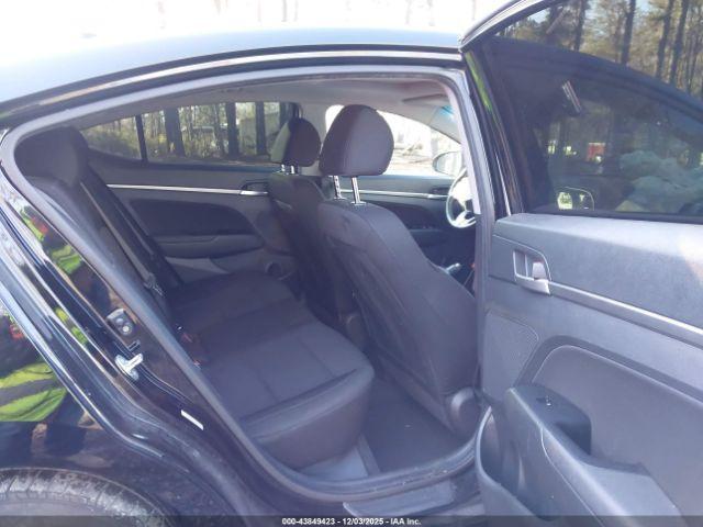 Hyundai ELANTRA Value Edition Image 5