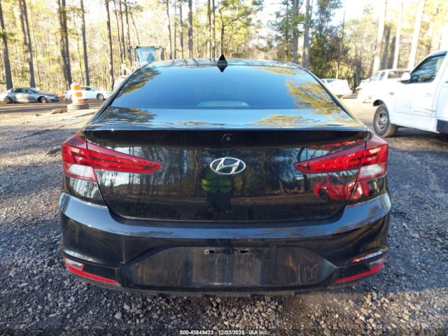 Hyundai ELANTRA Value Edition Image 15