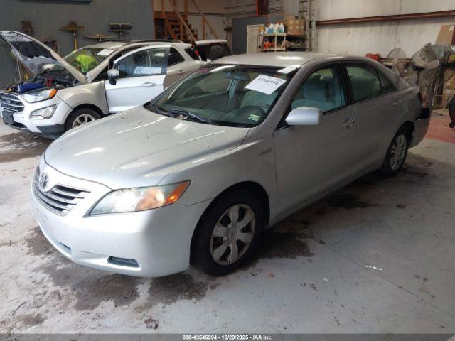 Toyota Camry Image 9