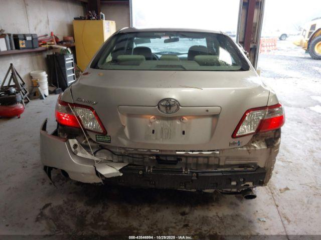 Toyota Camry Image 7