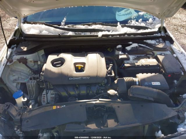 Hyundai ELANTRA Se Image 13