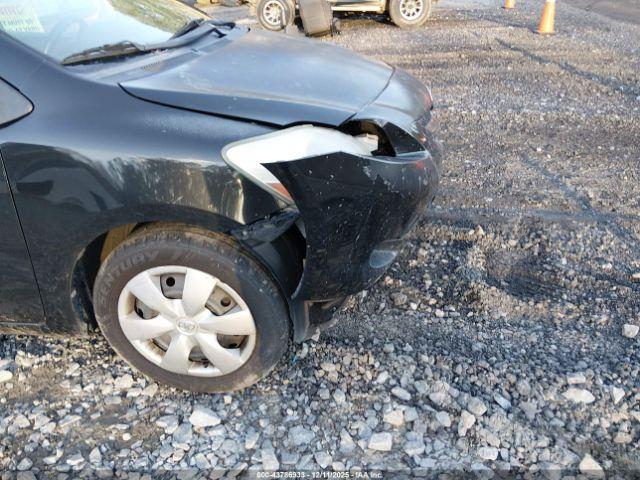 Toyota Yaris Image 15