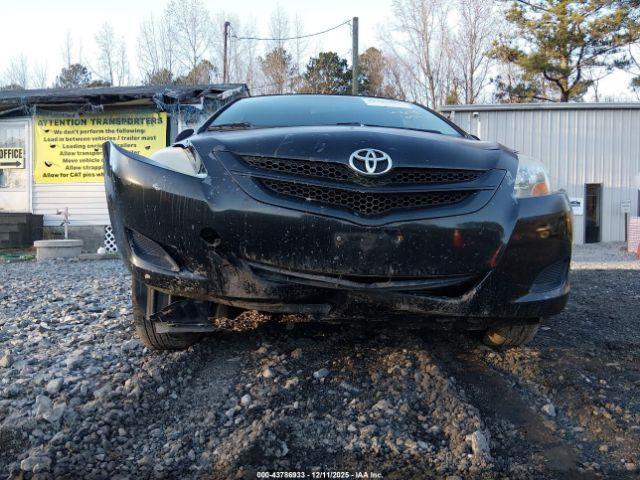 Toyota Yaris Image 14