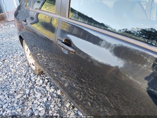 Toyota Yaris Image 16