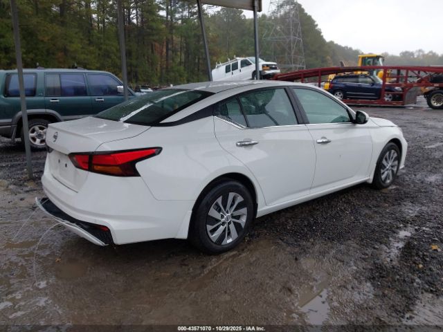 Nissan Altima S Fwd Image 8