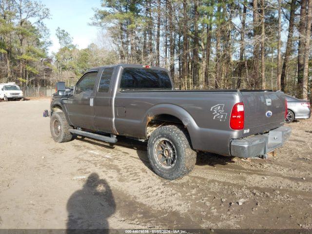 Ford F-250 Xl Image 8
