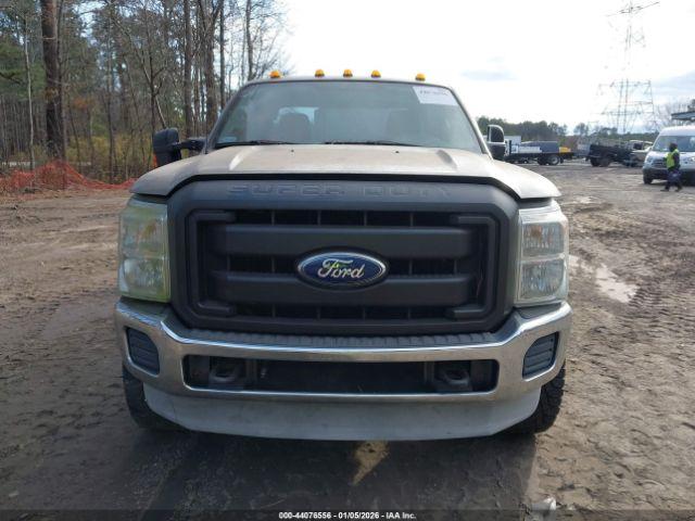 Ford F-250 Xl Image 5