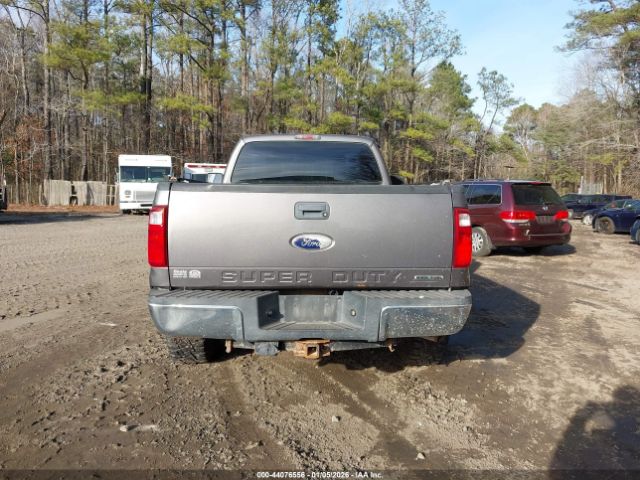 Ford F-250 Xl Image 12