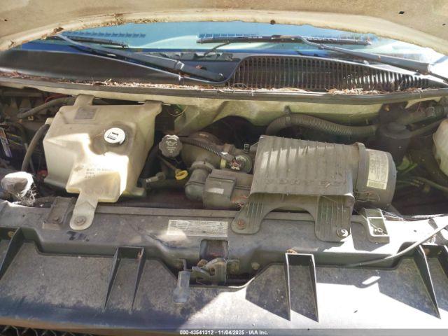 Chevrolet Express Image 11