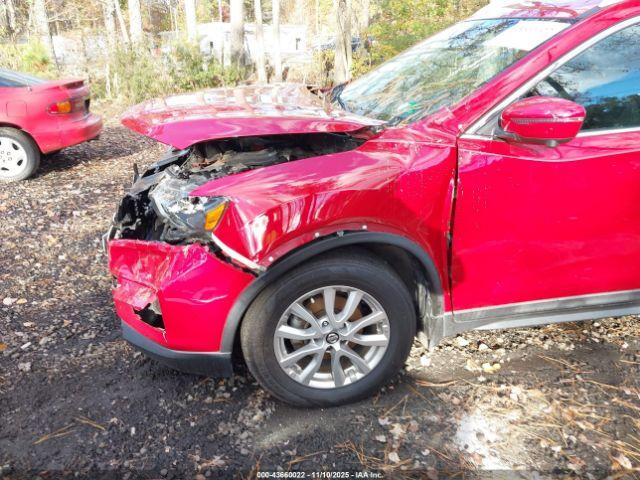 Nissan Rogue Sv Image 2